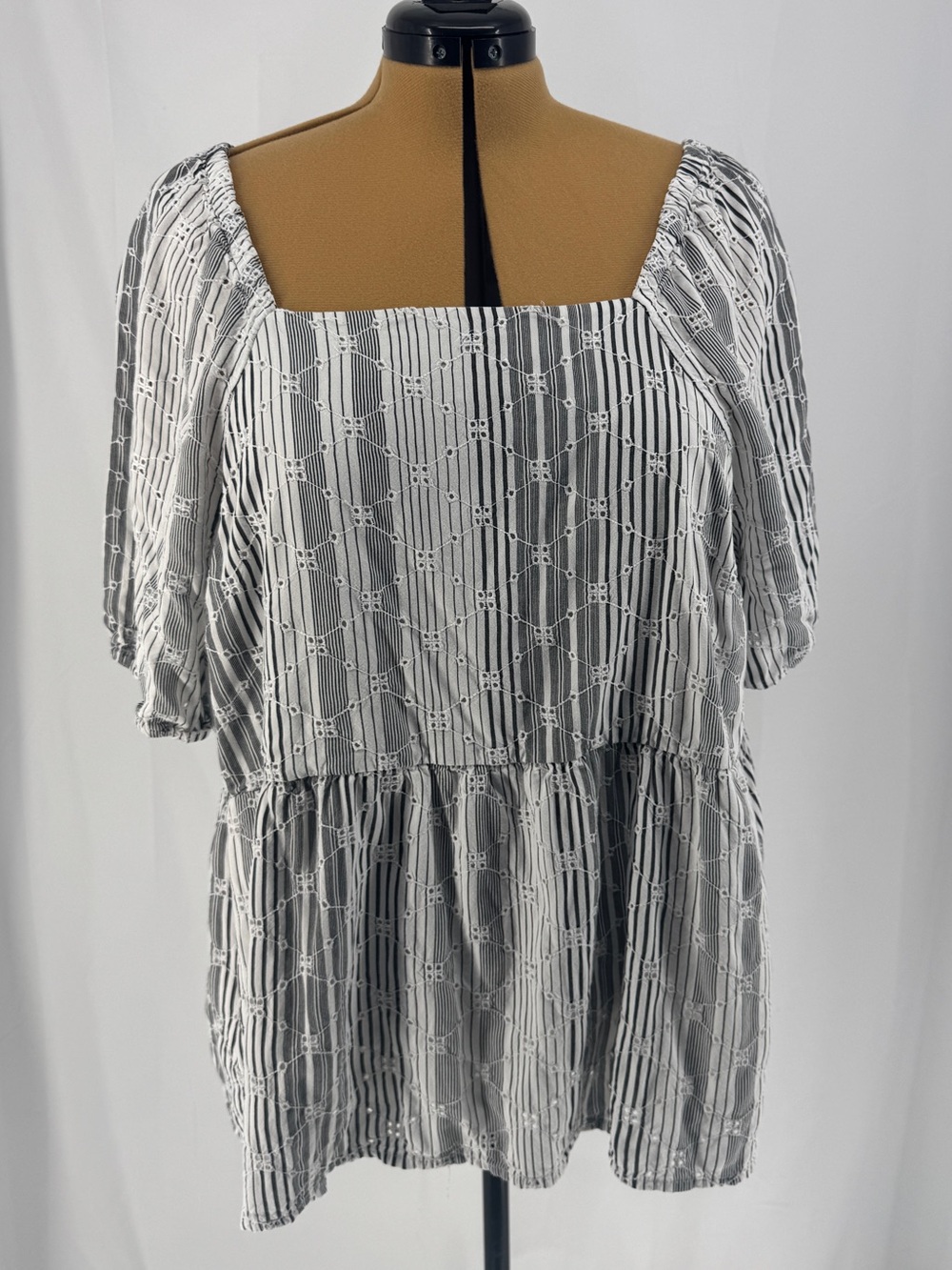 Lane Bryant Black and White Square-Neck Peplum Blouse 0034